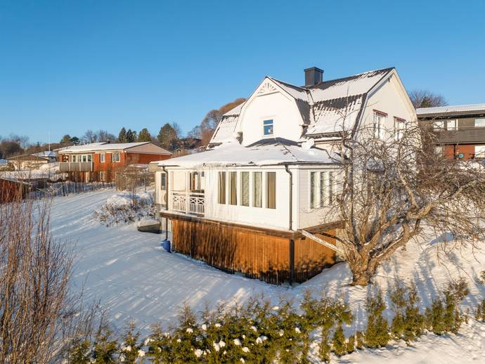 4 rok · 130 m² · Kornellvägen 1