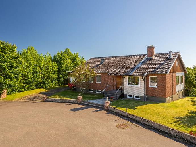 4 rok · 105 m² · Castorvägen 1
