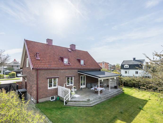 5 rok · 152 m² · Linnégatan 16