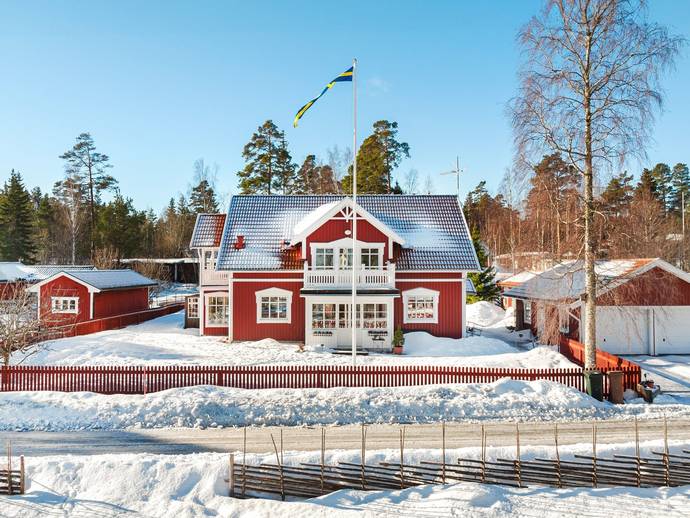 6 rok · 206 m² · Djuphamnsvägen 16