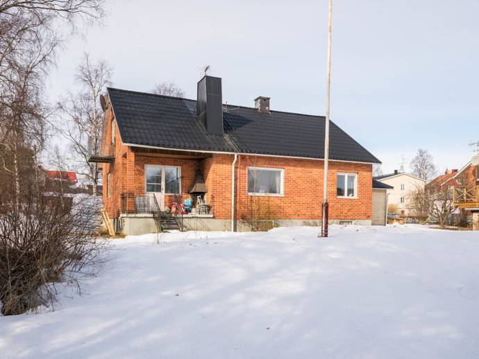 4 rok · 130 m² · Centrumvägen 44