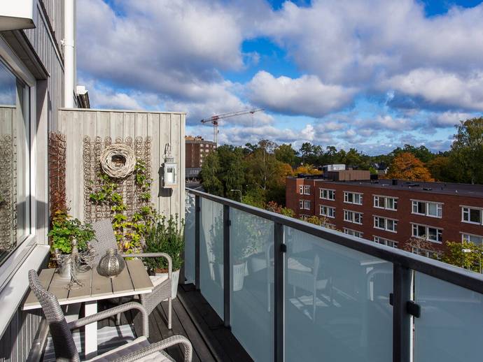 2,5 rok · 61 m² · Ektorpsvägen 9
