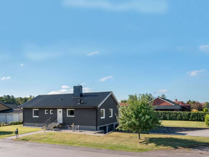 4 rok · 102 m² · Slåttervägen 2