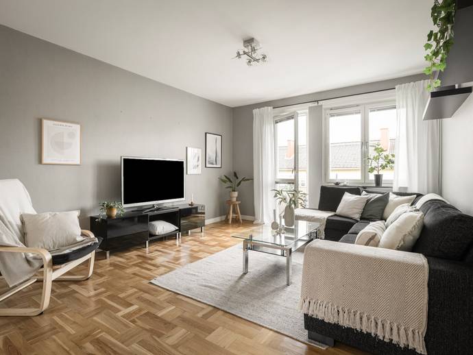 2 rok · 42 m² · Syréngatan 2B