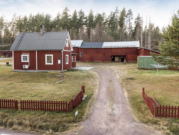 4 rok · 95 m² · Våmhusvägen 136