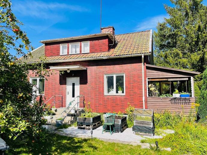 4 rok · 85 m² · Hjortholmsvägen 7
