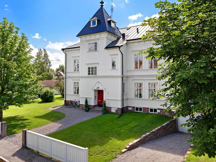 2 rok · 60 m² · Strömsborgsvägen 4