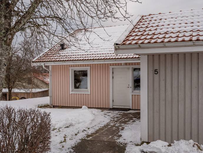 3 rok · 81 m² · Idas väg 5