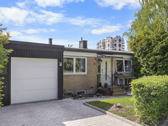 5 rok · 129 m² · Sandavägen 4