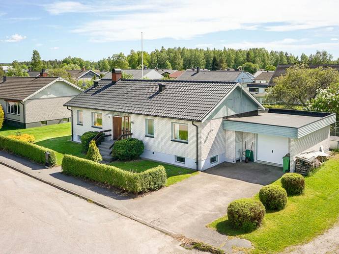 6 rok · 103 m² · Aspgatan 9