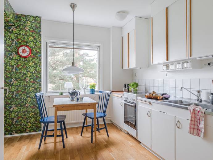 1 rok · 41 m² · Karlstorpsvägen 106