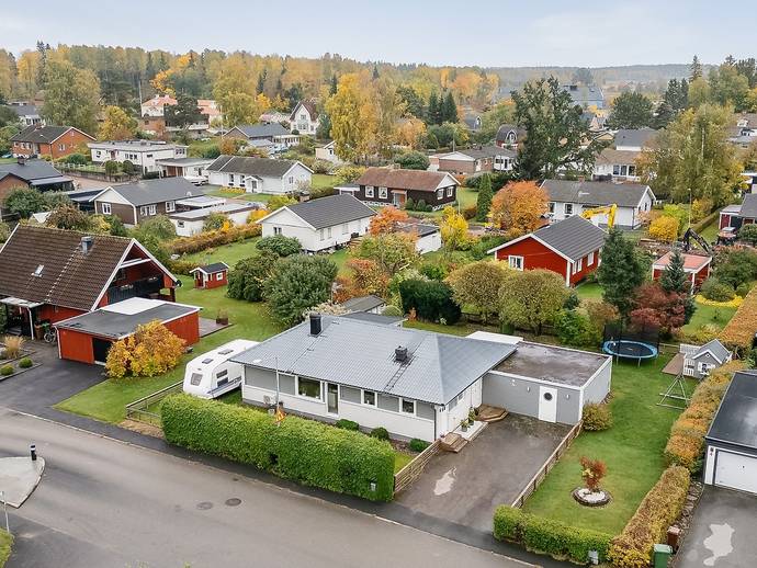 5 rok · 122 m² · Gärdesvägen 6
