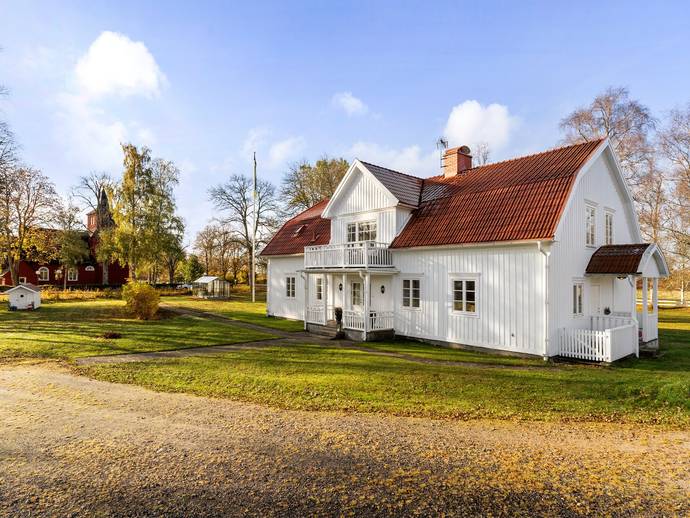 8 rok · 190 m² · Kävsjö Prästgård