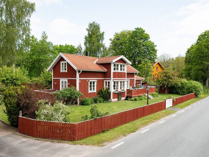 4 rok · 95 m² · Tunarpsvägen 8