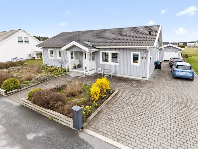 4 rok · 121 m² · Buxbomsvägen 25