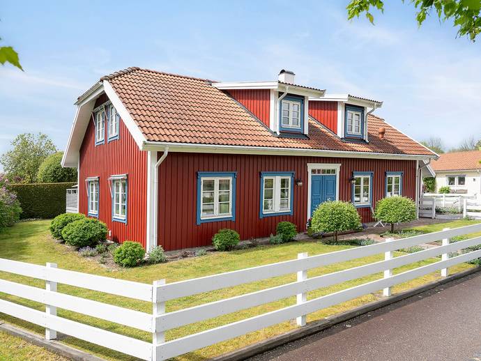 7 rok · 158 m² · Fotbollsgatan 1
