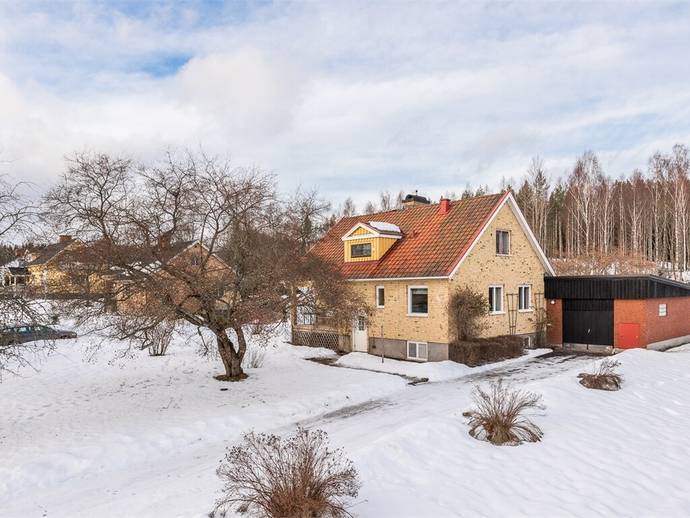 5 rok · 109 m² · Bergsgårdsvägen 30