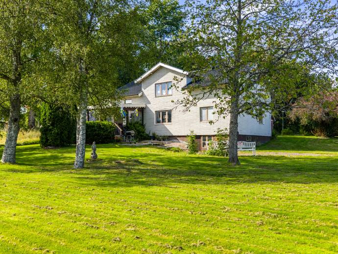 7 rok · 150 m² · Hillerstorp Hagagård 1