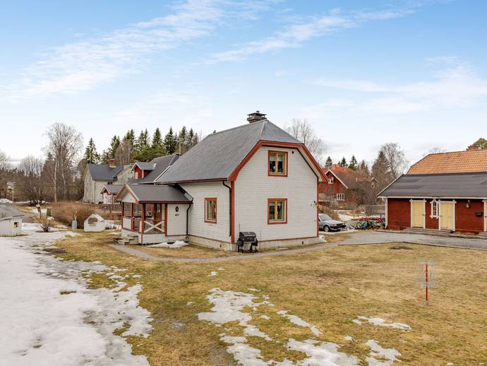 4 rok · 101 m² · Nymans väg 5