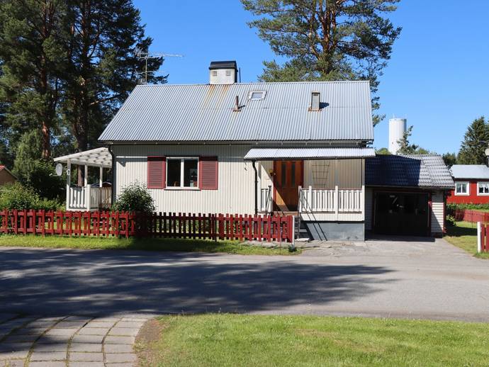 4 rok · 103 m² · Rengatan 8