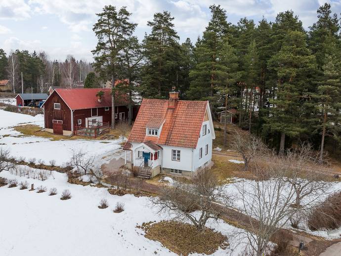 5 rok · 81 m² · Hansbacksvägen 9