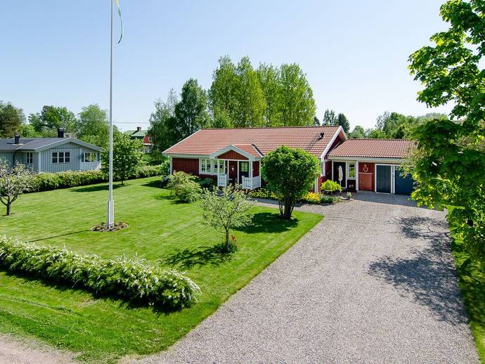 5 rok · 129 m² · Nerigårdsvägen 6