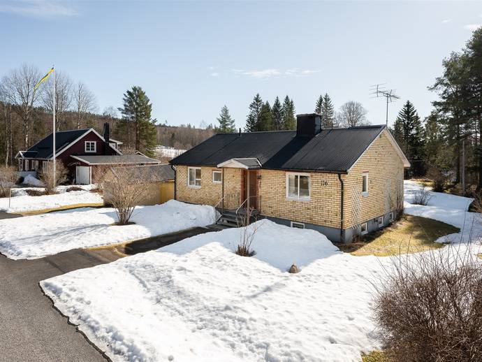 4 rok · 82 m² · Nyhemmanet 116