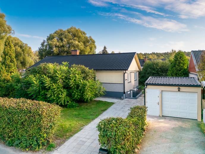 8 rok · 105 m² · Kölvägen 1