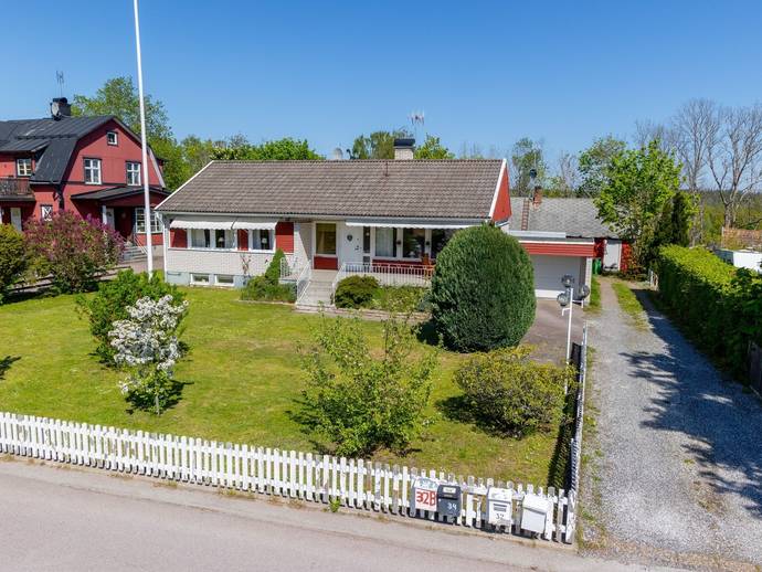4 rok · 100 m² · Södra vägen 32A