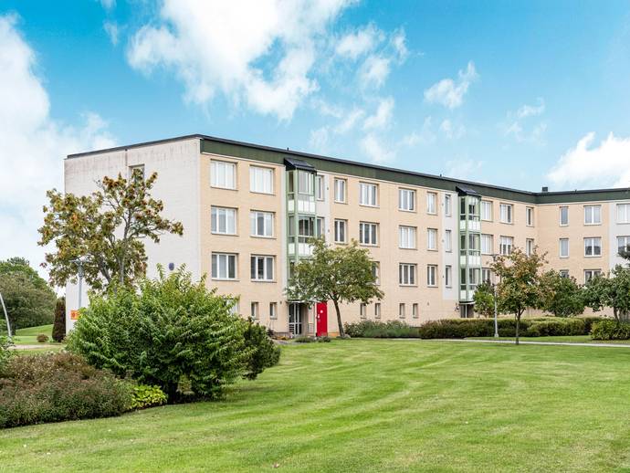 1 rok · 39 m² · Frösängsvägen 74