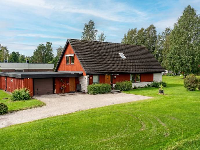 5 rok · 155 m² · Orrvägen 2