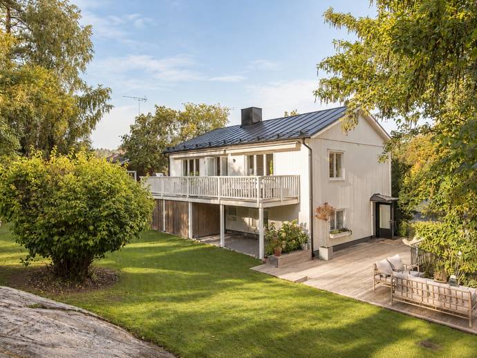 5 rok · 139 m² · Sjöängsvägen 43