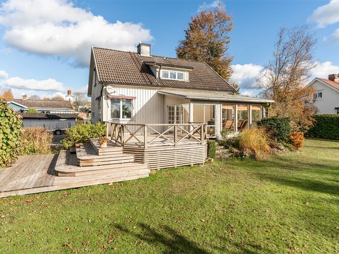 6 rok · 140 m² · Kyrkvägen 3B