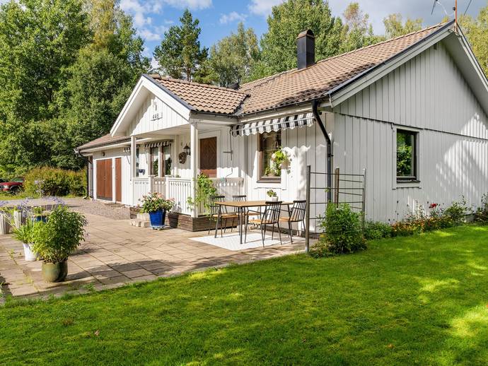 3 rok · 90 m² · Linnebäck 448