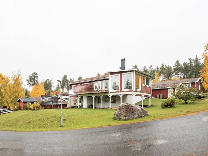 4 rok · 121 m² · Skogsvägen 12A