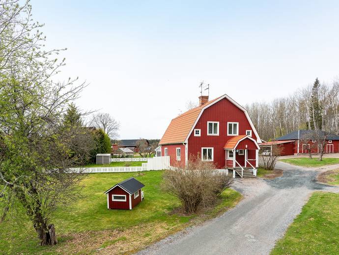 3 rok · 80 m² · Glans väg 67A