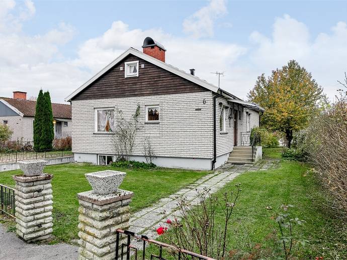 4 rok · 102 m² · Hasselvägen 6