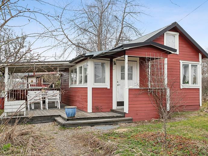 2 rok · 35 m² · Stuga nr 36 i Vilsta koloniförening