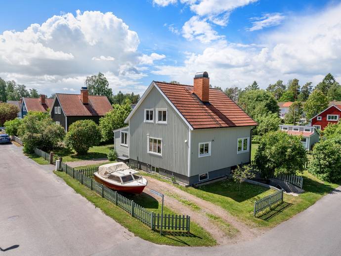 6 rok · 106 m² · Lejoncronas väg 11