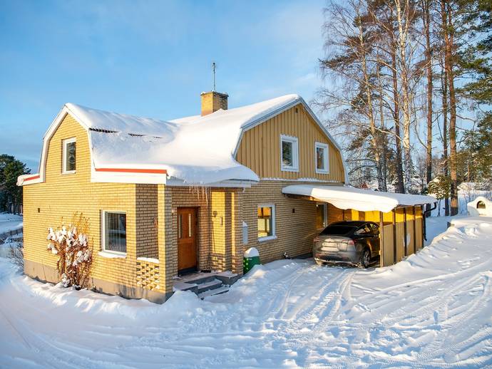 5 rok · 160 m² · Forsbacka 305