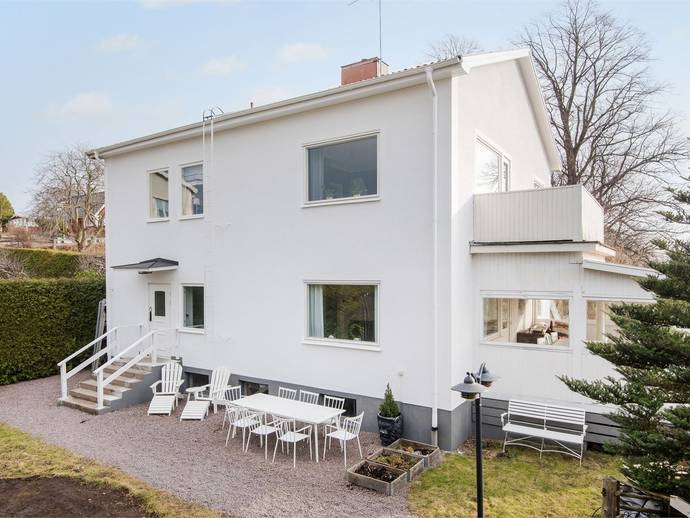 7 rok · 200 m² · Terrassgatan 4