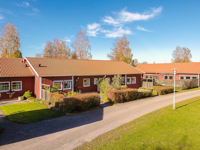 3 rok · 75 m² · Bokvägen 98