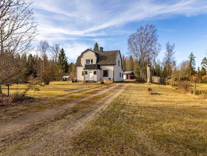 4 rok · 146 m² · Kronparksvägen 1