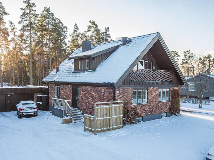 6 rok · 136 m² · Ubbarpsvägen 12