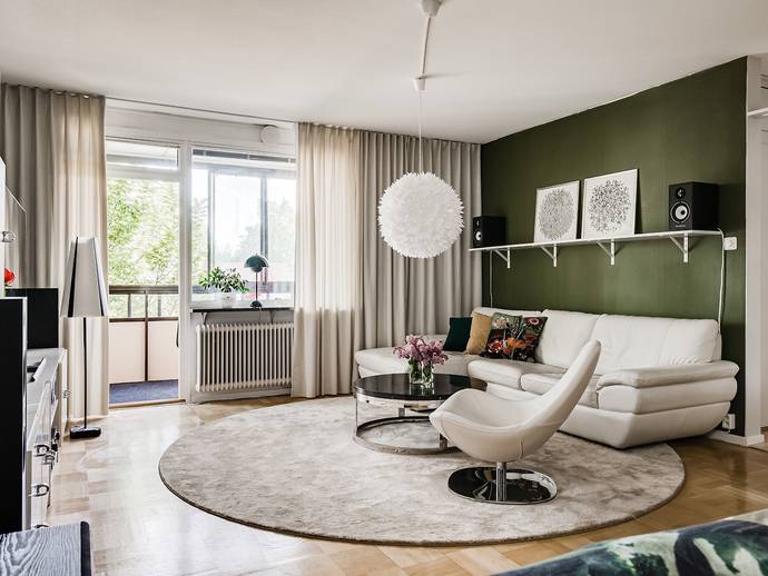1 rok · 48 m² · Stora Torget 5