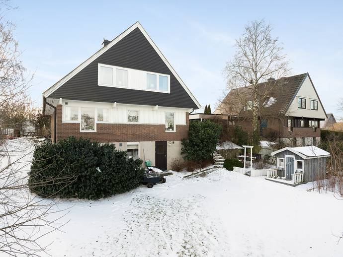 8 rok · 160 m² · Oxelgränd 6