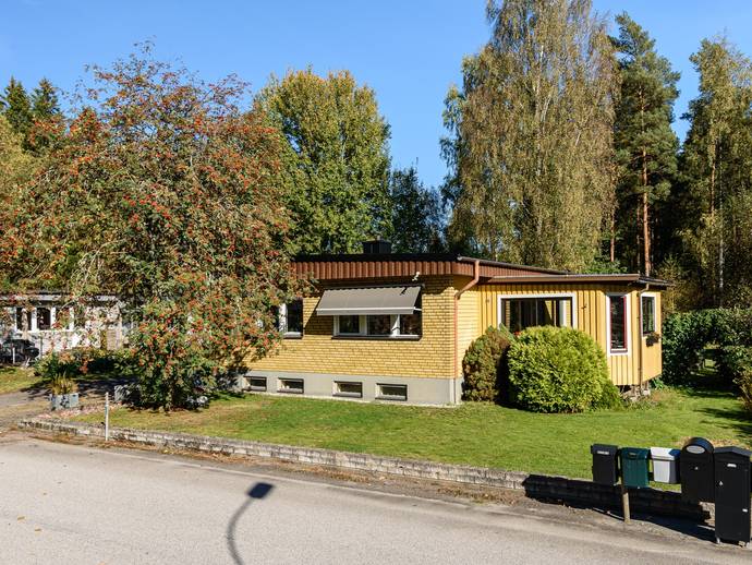 4 rok · 103 m² · Lingonvägen 3