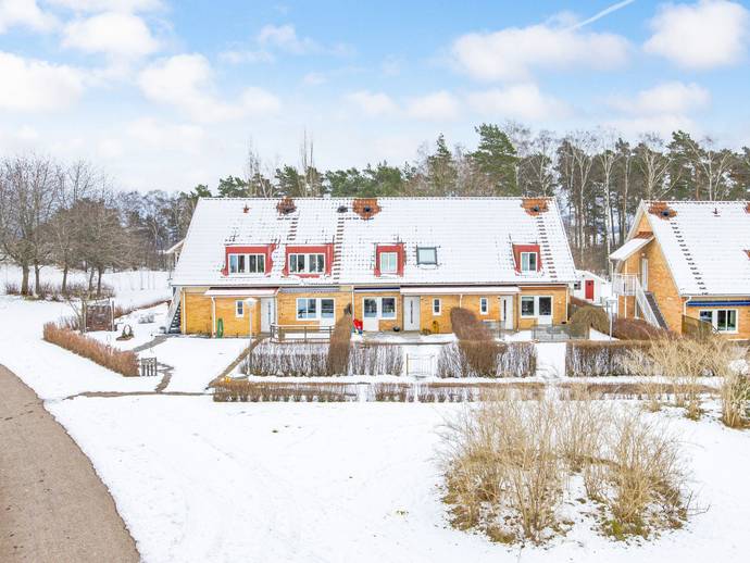 4 rok · 114 m² · Långhusallén 1D