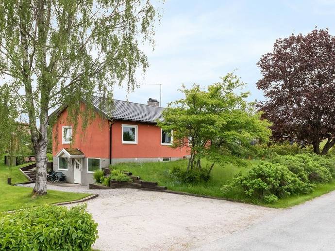 4 rok · 90 m² · Mossvägen 9