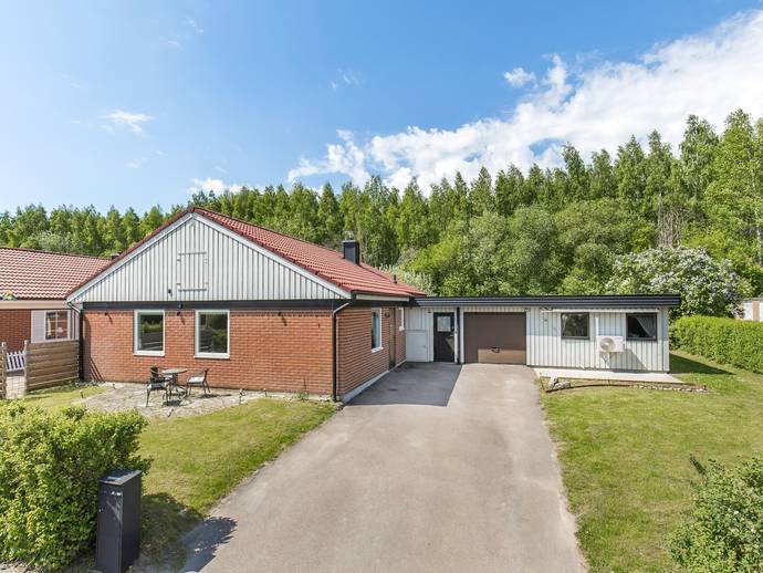 4 rok · 99 m² · Flintyxgränd 1